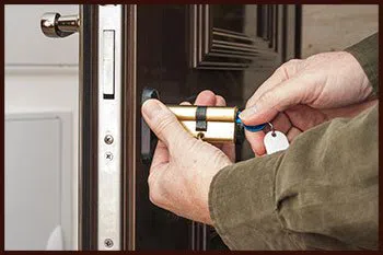 Usa Locksmith Service Fort Worth, TX 817-357-4981 Usa Locksmith Service Fort Worth, TX 817-357-4981 - 3-locksmith-key-service